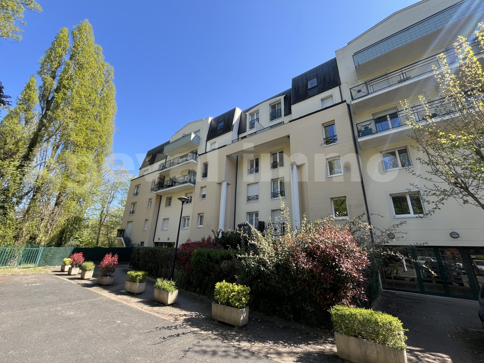 Appartement 2 Pièce(s) YERRES